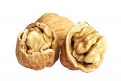 核桃的營養(yǎng)價(jià)值有哪些？食用核桃的注意事項(xiàng)